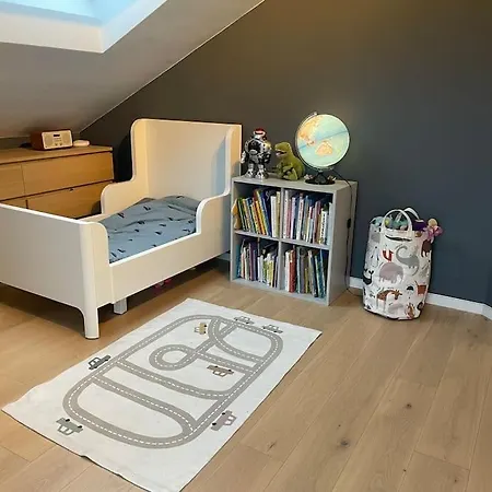 New And Spacious House With Fireplace فيلة أوسلو